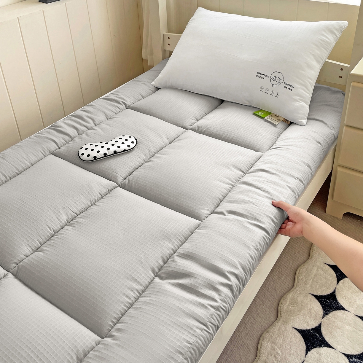 91家纺网 家纺一手货源 找家纺 （总）爱彼家纺 2026新款亲肤舒适学生宿舍床垫被子枕芯组合件-学生款