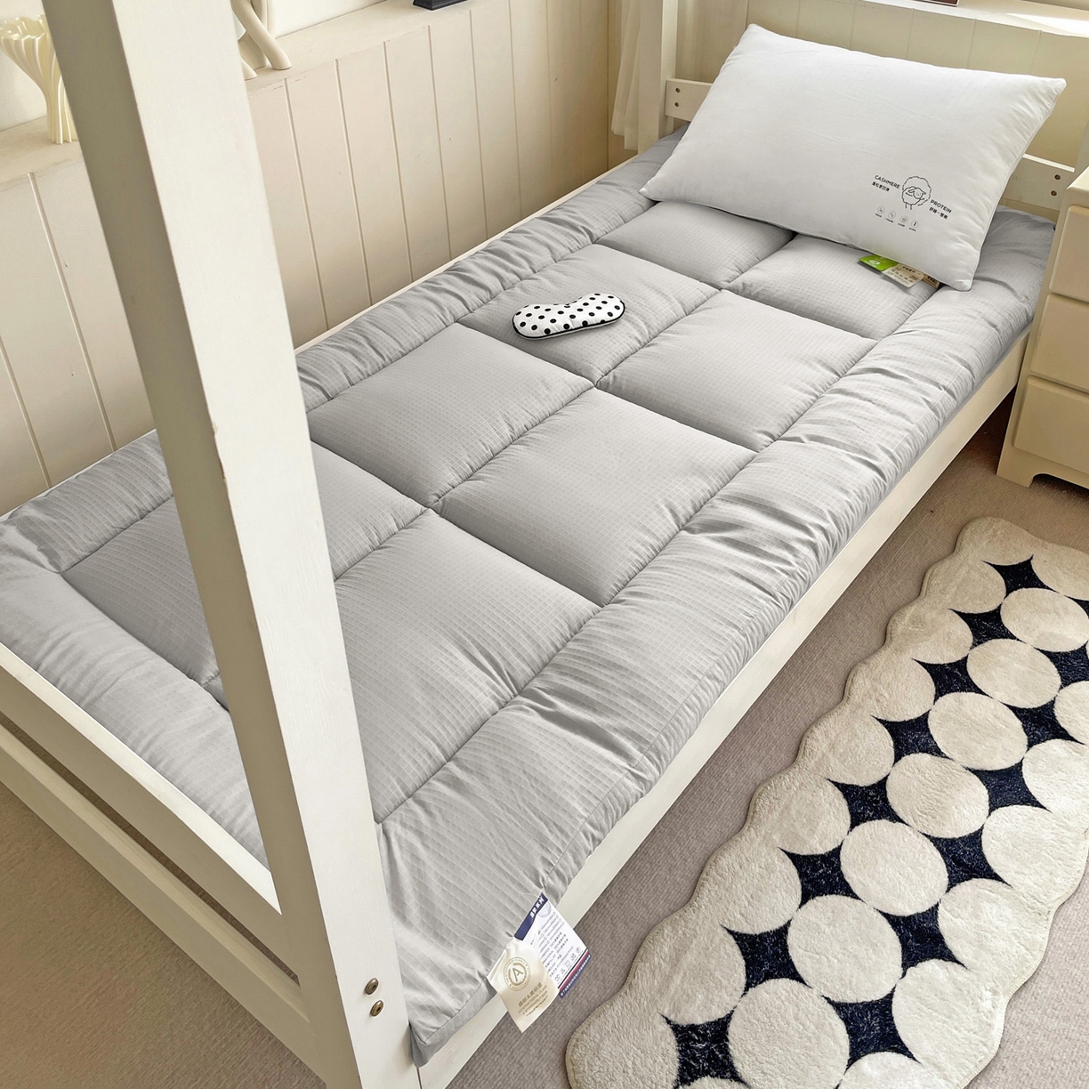 91家纺网 家纺一手货源 找家纺 （总）爱彼家纺 2026新款亲肤舒适学生宿舍床垫被子枕芯组合件-学生款