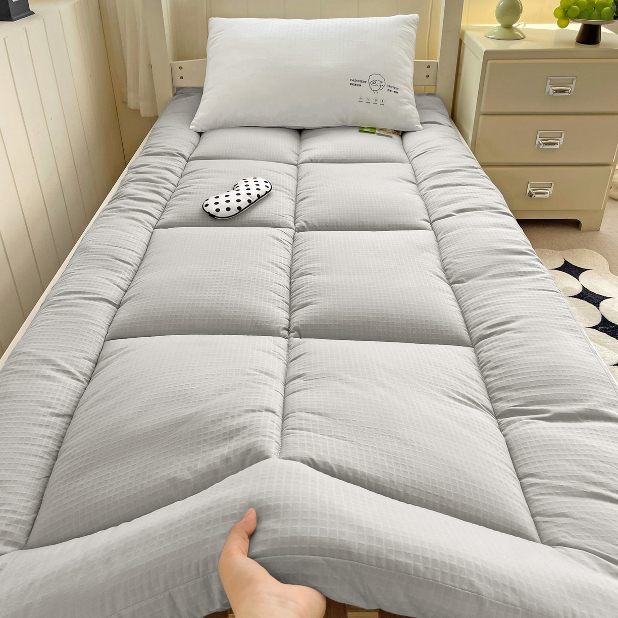 91家纺网 家纺一手货源 找家纺 （总）爱彼家纺 2026新款亲肤舒适学生宿舍床垫被子枕芯组合件-学生款