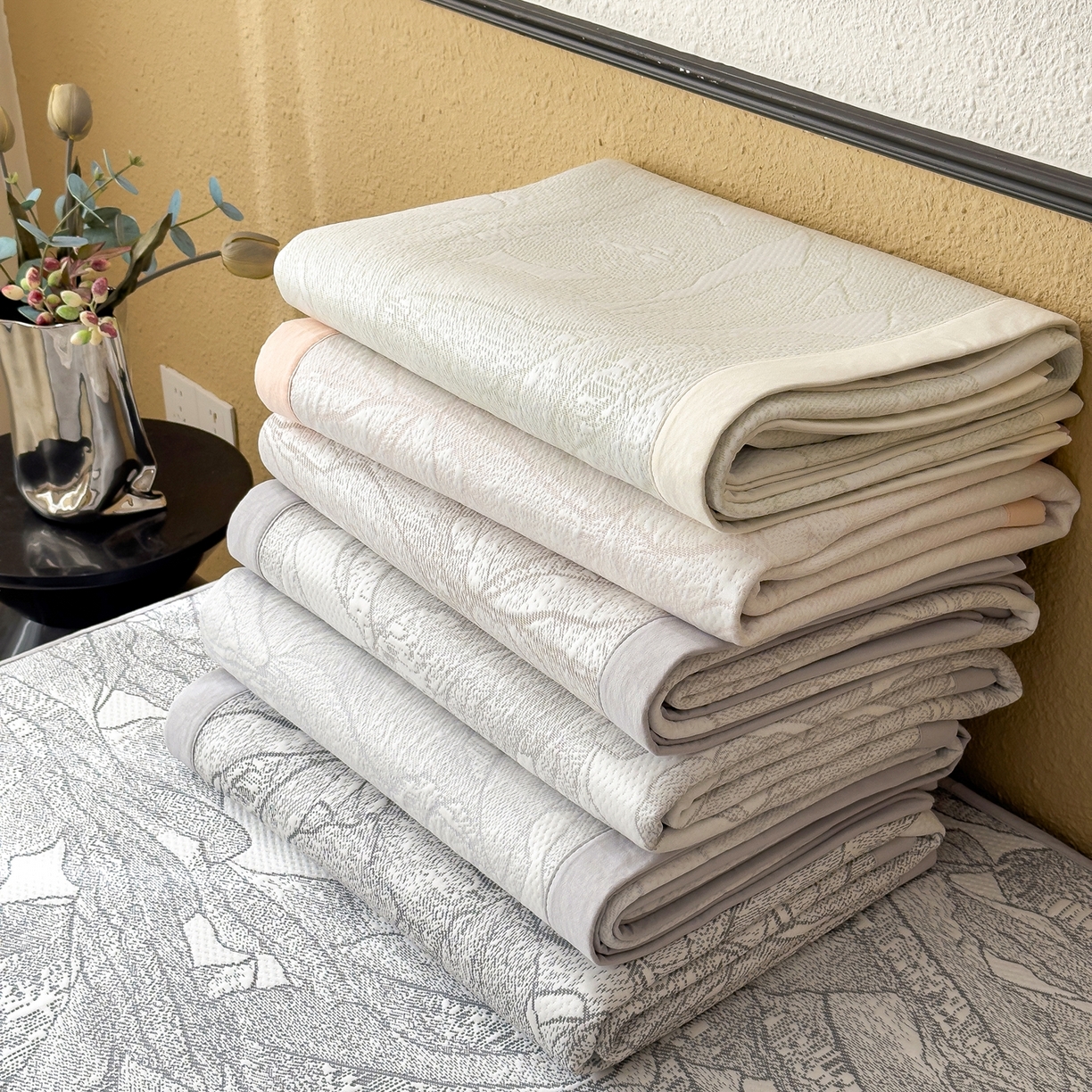 91家纺网 家纺一手货源 找家纺 耀悦家纺 2026年新款乙纶华夫格冰丝凉席床笠款ins风轻奢简约风凉席席子 组合图仅做展示不可下单