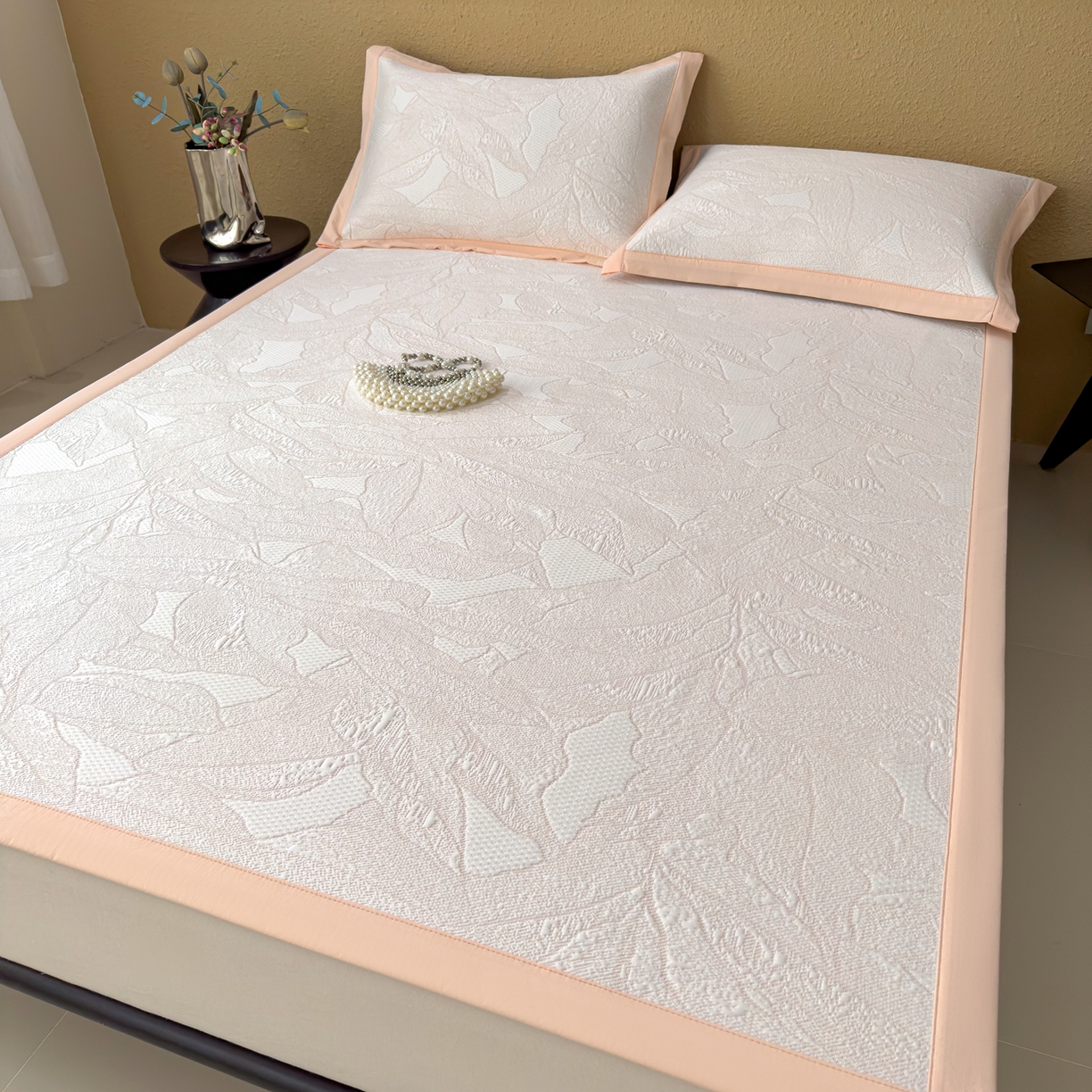 91家纺网 家纺一手货源 找家纺 耀悦家纺 2026年新款乙纶华夫格冰丝凉席床笠款ins风轻奢简约风凉席席子 家大叶大-贝壳粉-床席款