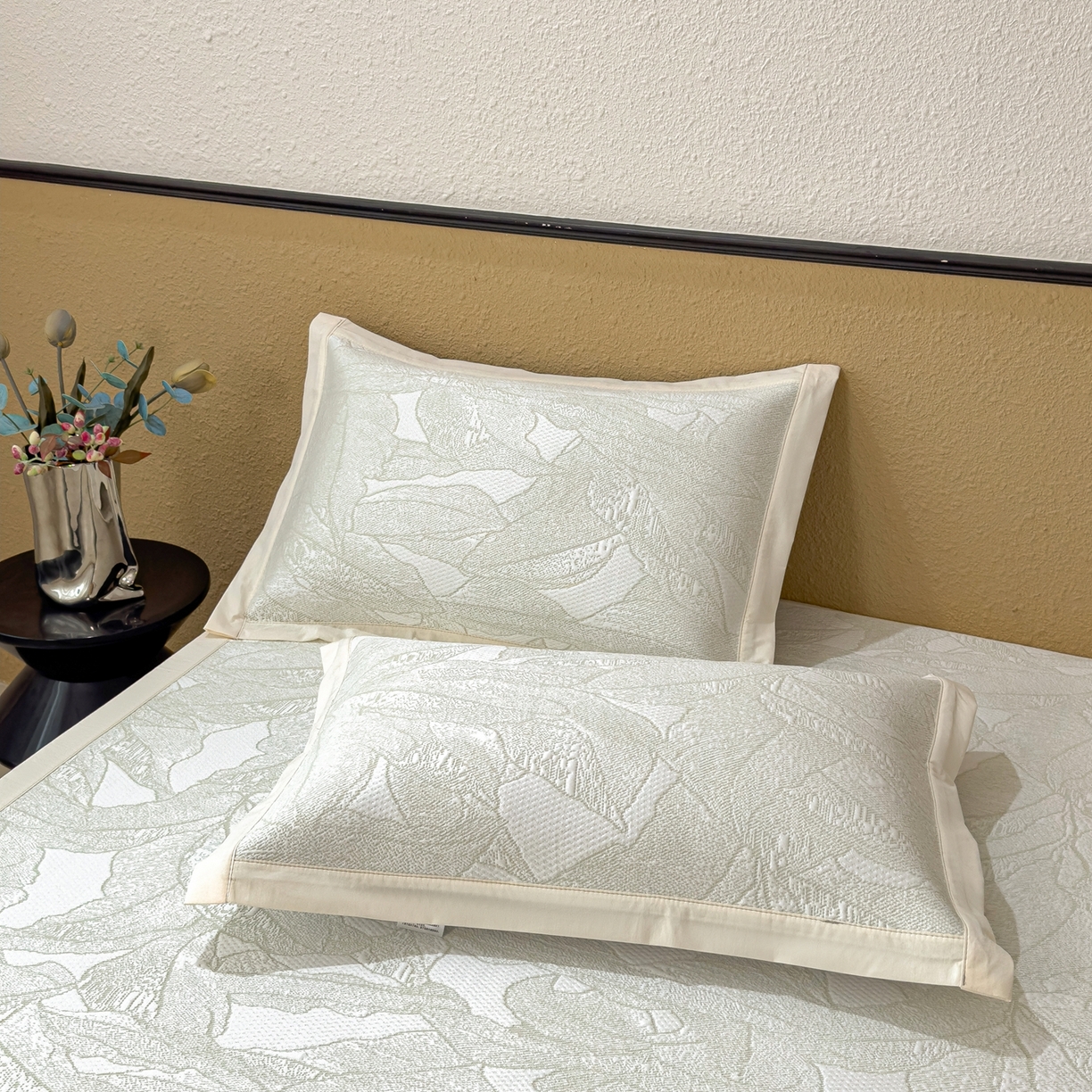 91家纺网 家纺一手货源 找家纺 耀悦家纺 2026年新款乙纶华夫格冰丝凉席床笠款ins风轻奢简约风凉席席子 家大叶大-松果绿-床席款