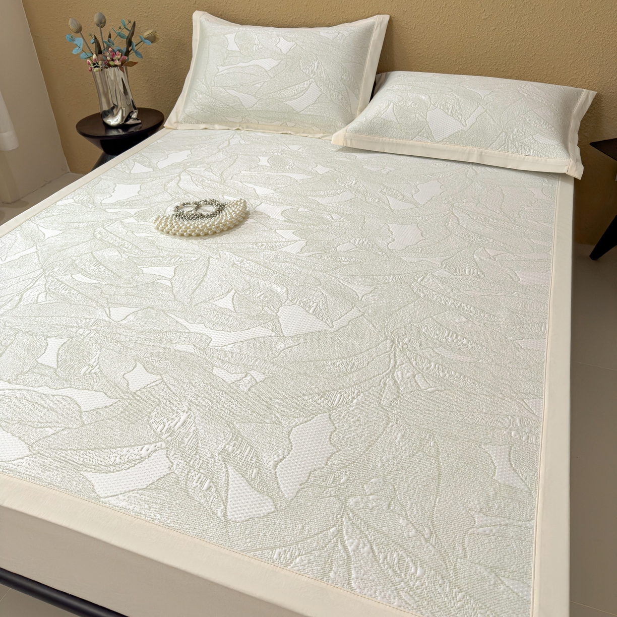 91家纺网 家纺一手货源 找家纺 耀悦家纺 2026年新款乙纶华夫格冰丝凉席床笠款ins风轻奢简约风凉席席子 家大叶大-松果绿-床席款