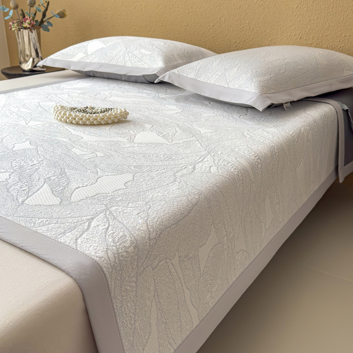 91家纺网 家纺一手货源 找家纺 耀悦家纺 2026年新款乙纶华夫格冰丝凉席床笠款ins风轻奢简约风凉席席子 家大叶大-天空蓝-床席款