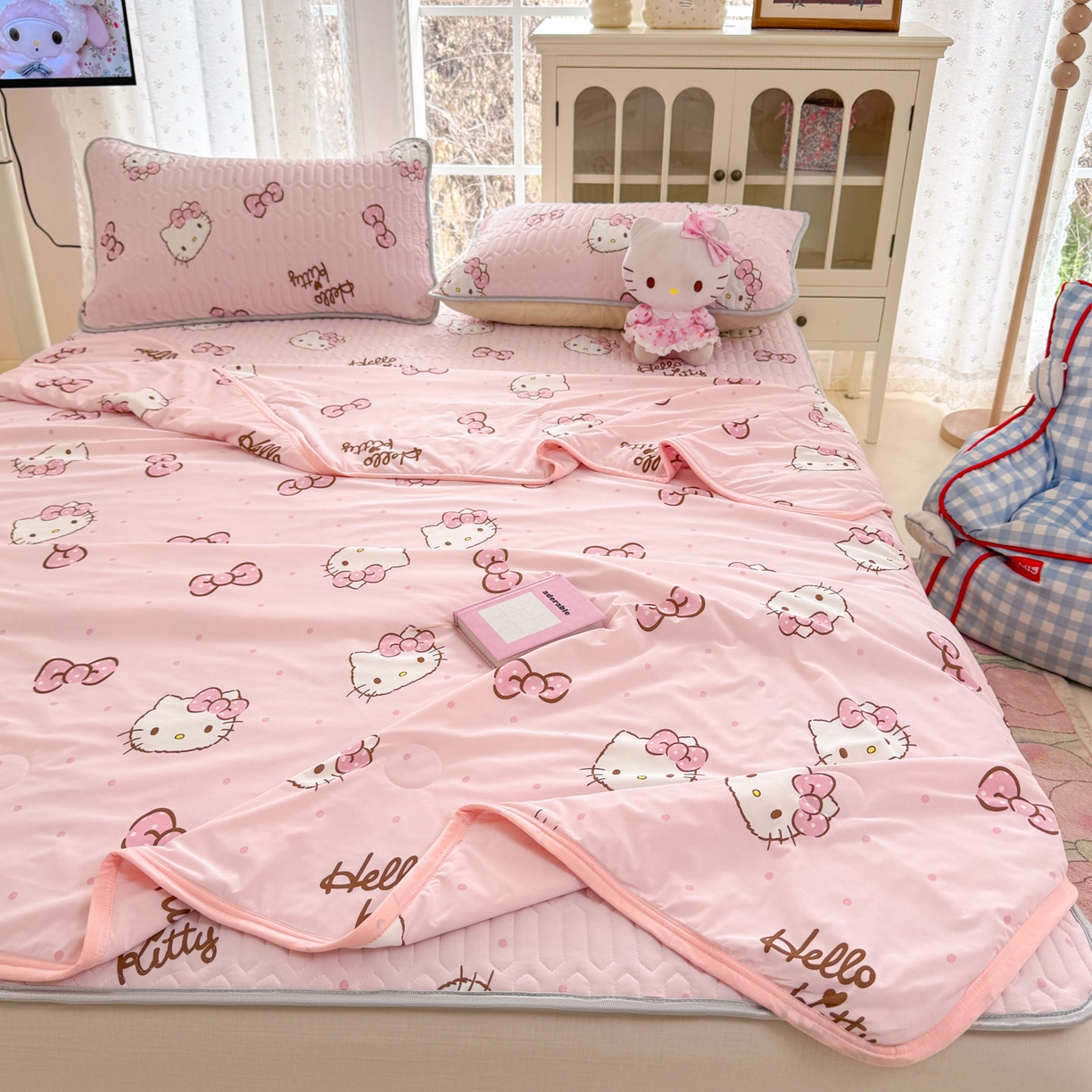 91家纺网 家纺一手货源 找家纺 博雅 2026新款三丽鸥A类仿锦氨组合小冰皮夏被夏凉被空调被凉席席子 小版-蝴蝶结KT