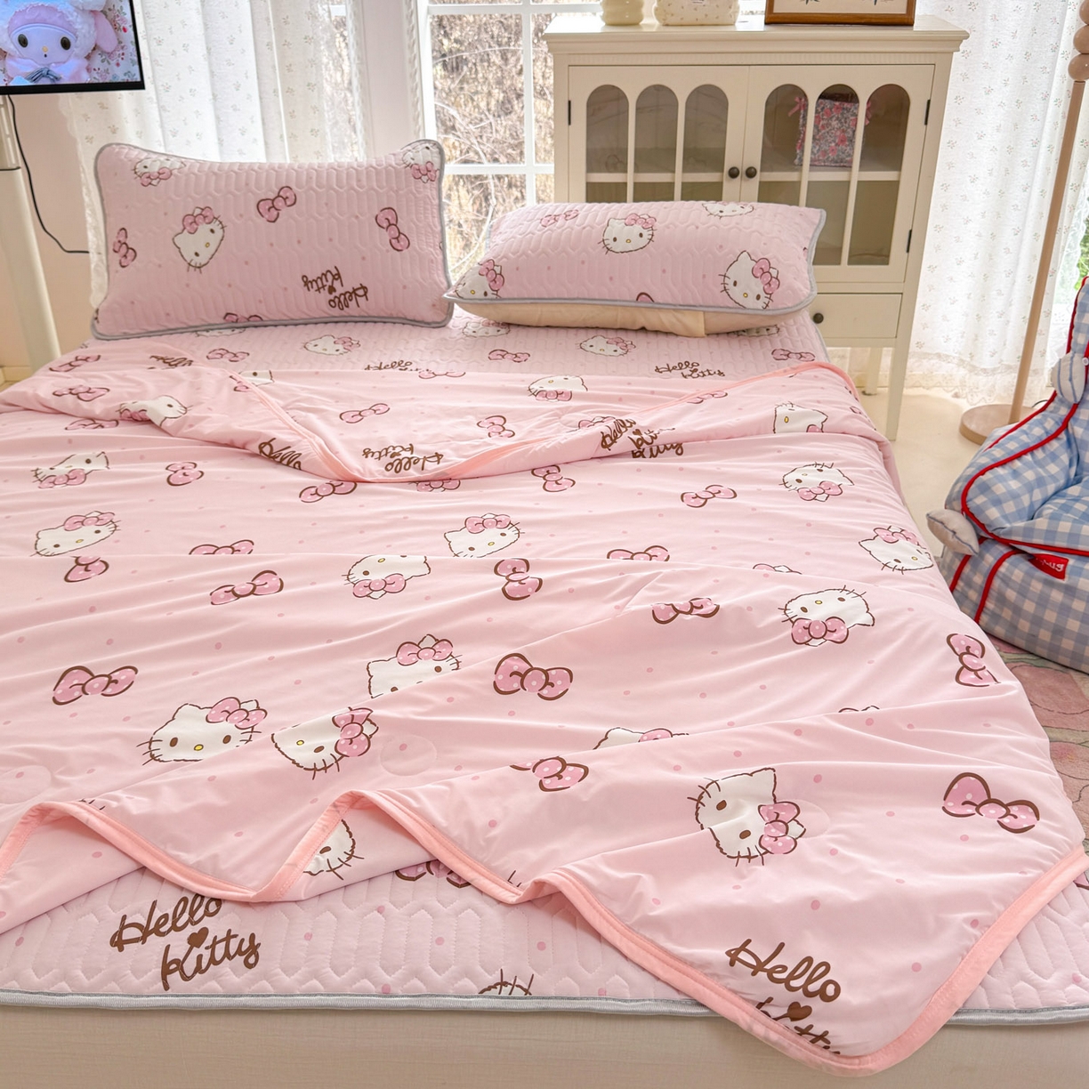 91家纺网 家纺一手货源 找家纺 博雅 2026新款三丽鸥A类仿锦氨组合小冰皮夏被夏凉被空调被凉席席子 小版-蝴蝶结KT