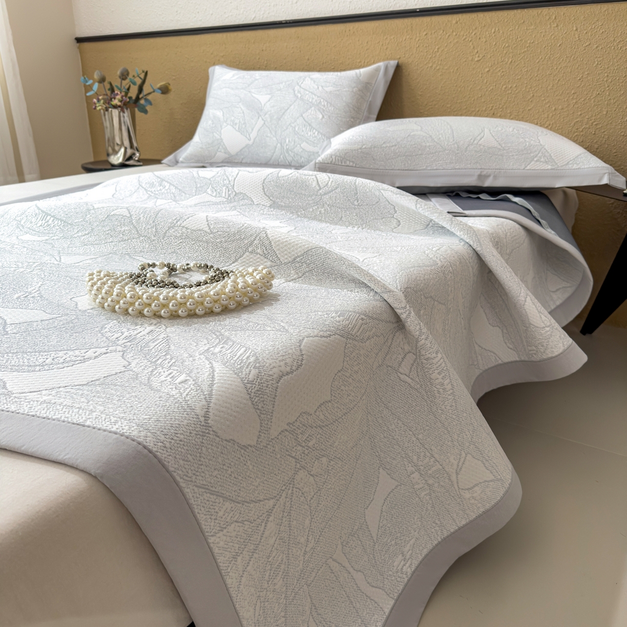 91家纺网 家纺一手货源 找家纺 耀悦家纺 2026年新款乙纶华夫格冰丝凉席床笠款ins风轻奢简约风凉席席子 家大叶大-天空蓝-床席款