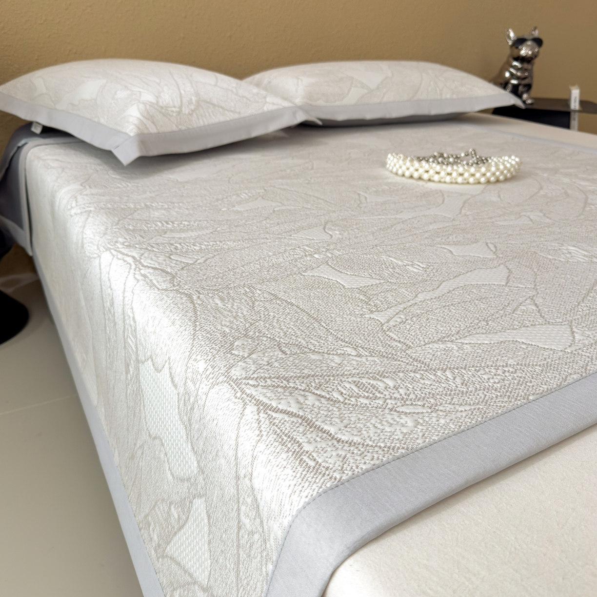 91家纺网 家纺一手货源 找家纺 耀悦家纺 2026年新款乙纶华夫格冰丝凉席床笠款ins风轻奢简约风凉席席子 家大叶大-棕雾咖-床席款