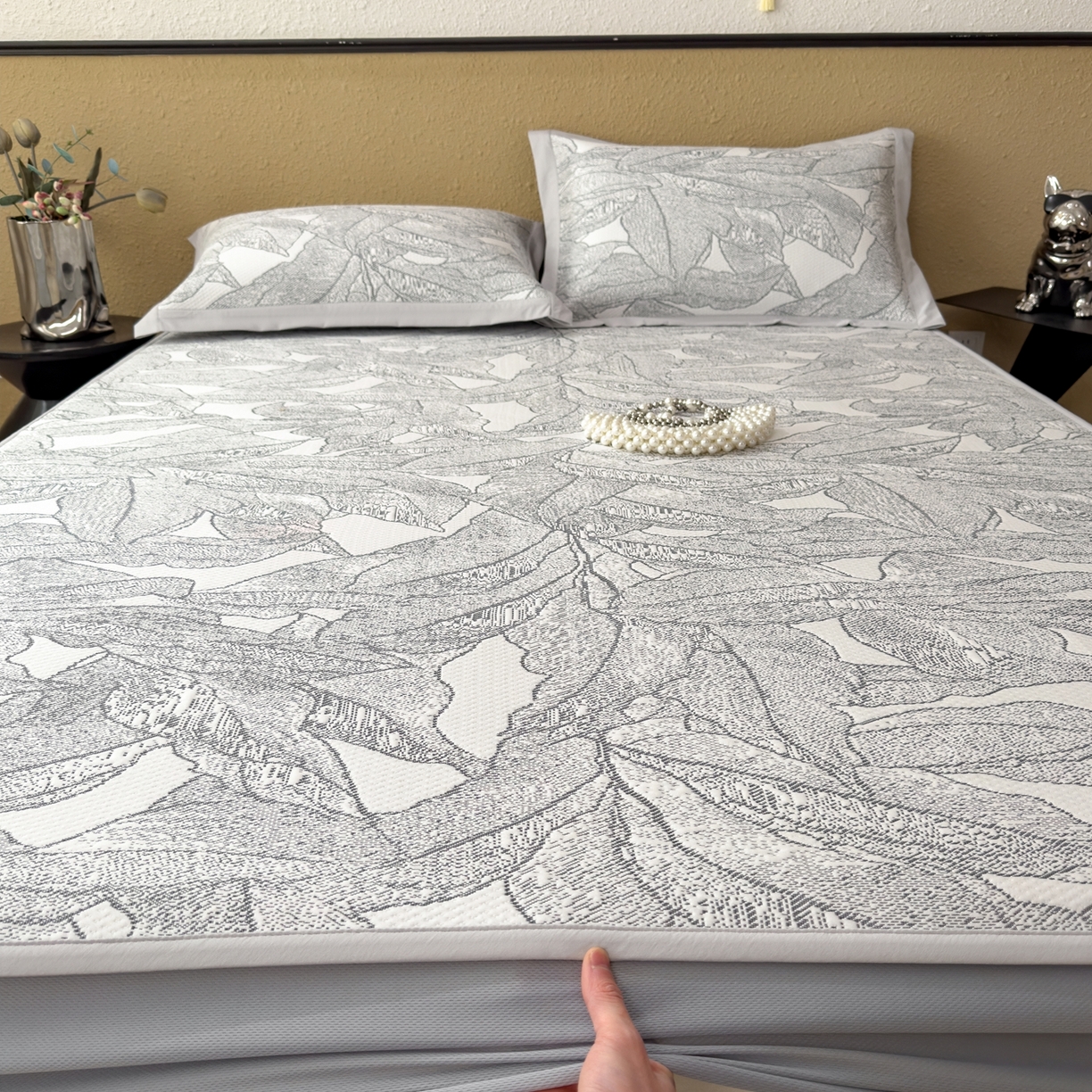 91家纺网 家纺一手货源 找家纺 耀悦家纺 2026年新款乙纶华夫格冰丝凉席床笠款ins风轻奢简约风凉席席子 家大叶大-北欧深灰-床笠款