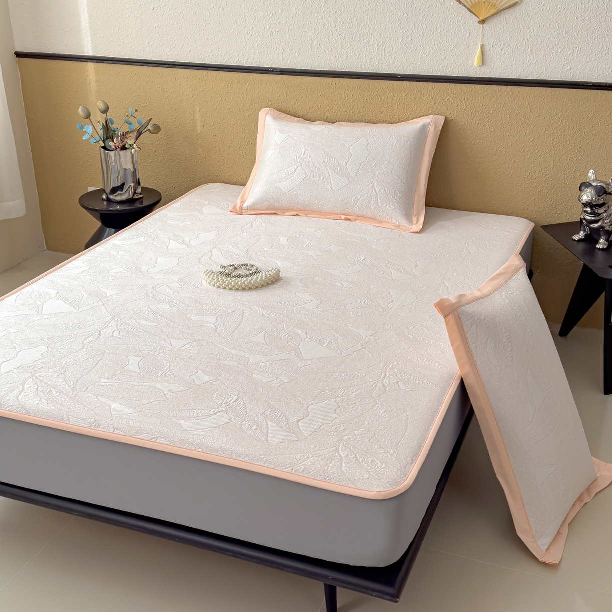 91家纺网 家纺一手货源 找家纺 耀悦家纺 2026年新款乙纶华夫格冰丝凉席床笠款ins风轻奢简约风凉席席子 家大叶大-贝壳粉-床笠款