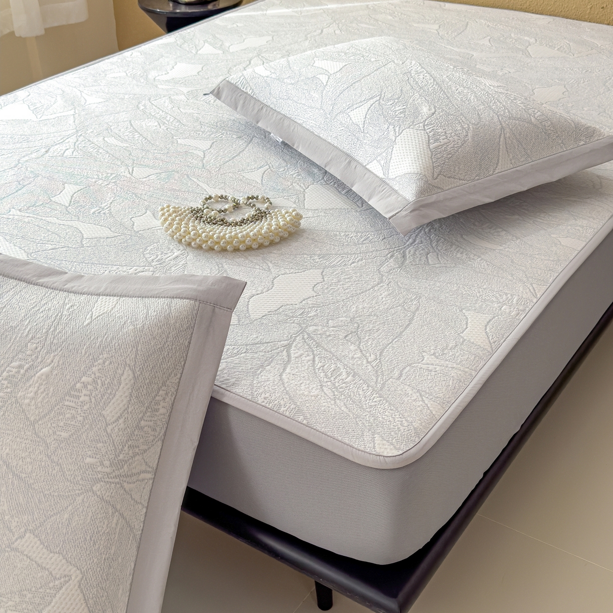 91家纺网 家纺一手货源 找家纺 耀悦家纺 2026年新款乙纶华夫格冰丝凉席床笠款ins风轻奢简约风凉席席子 家大叶大-天空蓝-床笠款