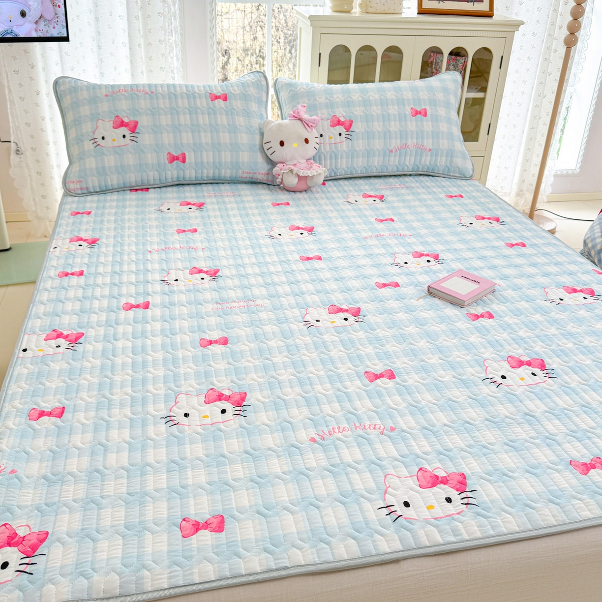 91家纺网 家纺一手货源 找家纺 博雅 2026新款三丽鸥A类仿锦氨组合小冰皮夏被夏凉被空调被凉席席子 小版-蓝色蝴蝶结KT