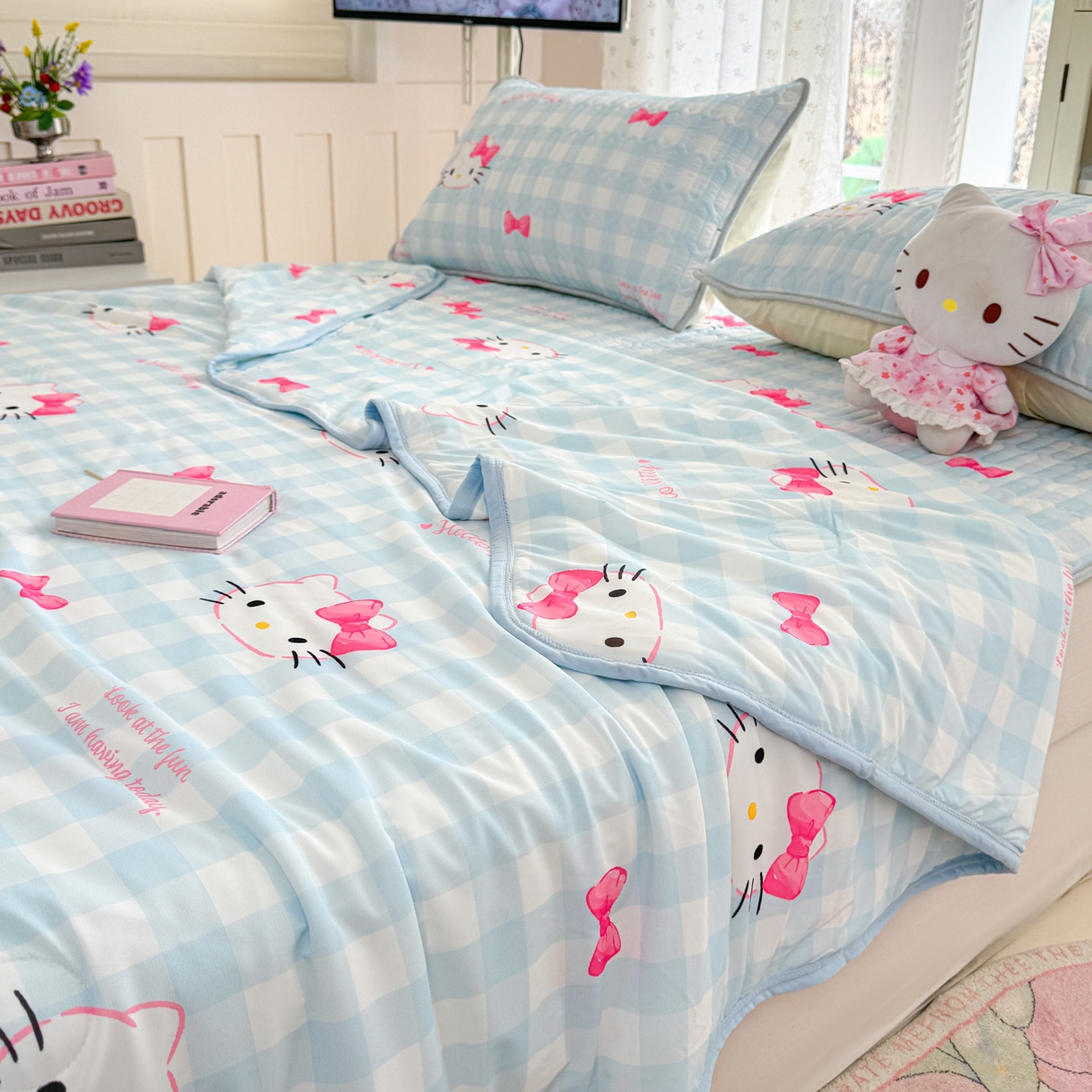 91家纺网 家纺一手货源 找家纺 博雅 2026新款三丽鸥A类仿锦氨组合小冰皮夏被夏凉被空调被凉席席子 小版-蓝色蝴蝶结KT