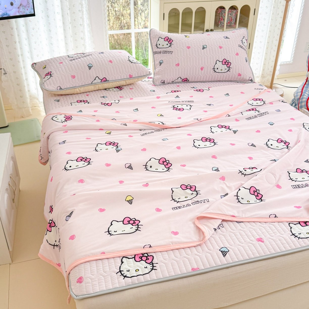 91家纺网 家纺一手货源 找家纺 博雅 2026新款三丽鸥A类仿锦氨组合小冰皮夏被夏凉被空调被凉席席子 小版-甜筒KT-粉