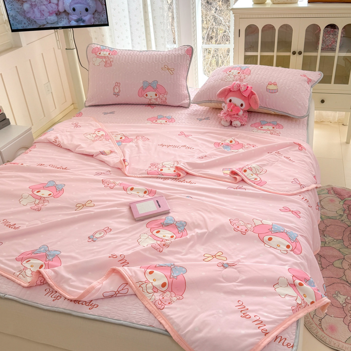 91家纺网 家纺一手货源 找家纺 博雅 2026新款三丽鸥A类仿锦氨组合小冰皮夏被夏凉被空调被凉席席子 小版-小兔美乐蒂