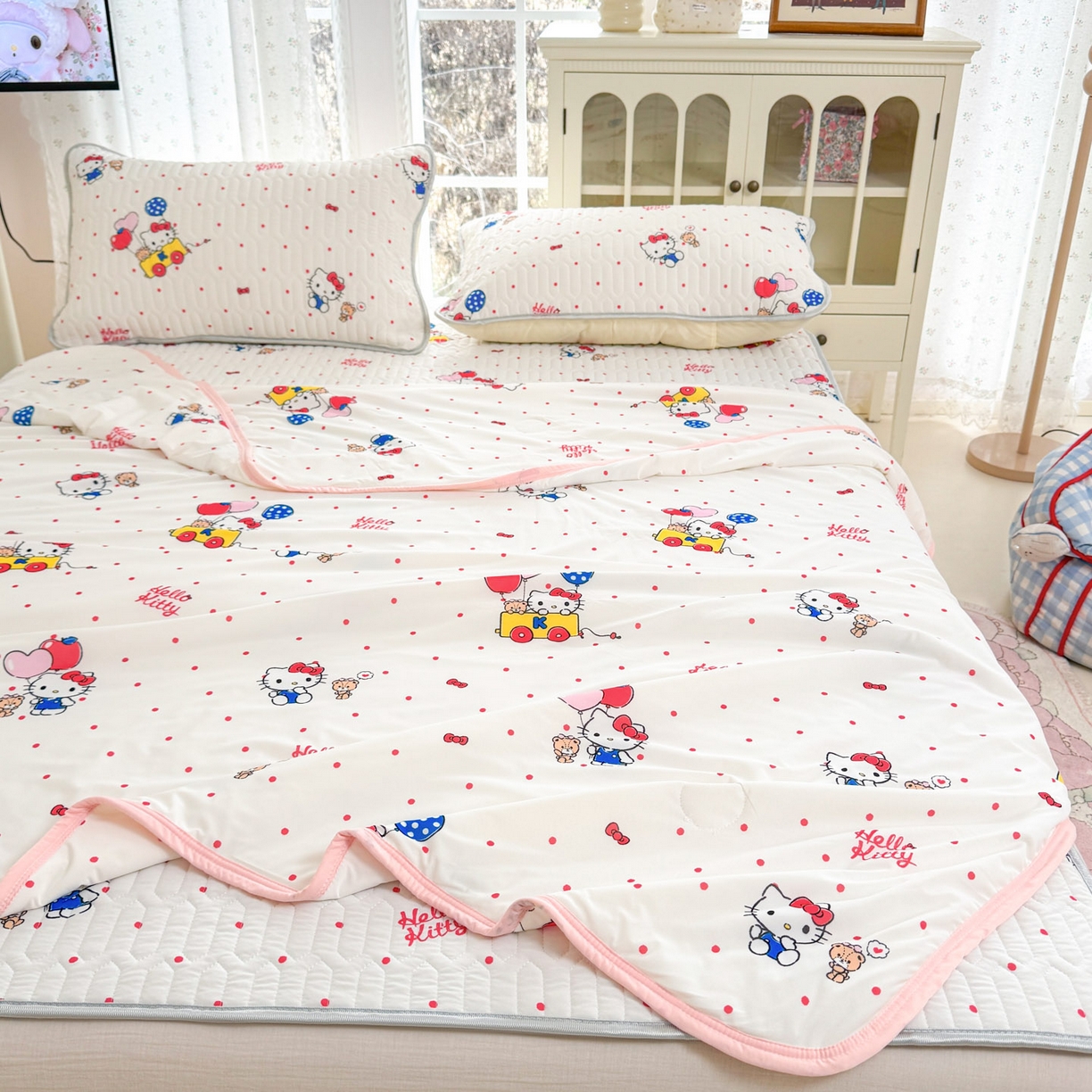 91家纺网 家纺一手货源 找家纺 博雅 2026新款三丽鸥A类仿锦氨组合小冰皮夏被夏凉被空调被凉席席子 小版-小熊苹果KT