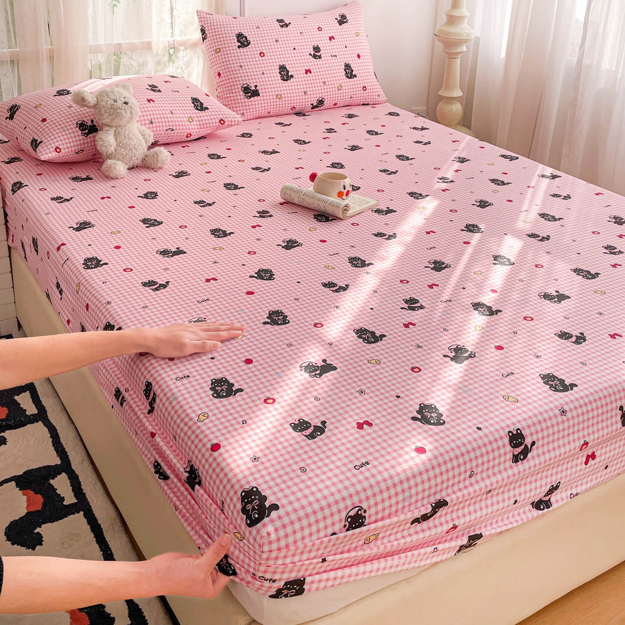 91家纺网 家纺一手货源 找家纺 纽缦家纺 2026新款A类水洗棉学生床笠系列 毛绒黑猫