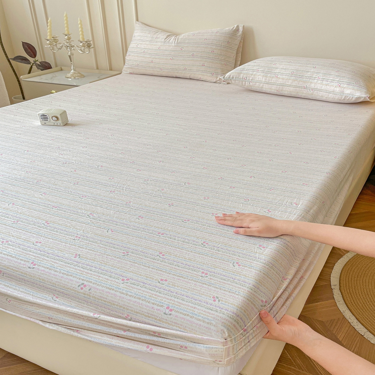 91家纺网 家纺一手货源 找家纺 纽缦家纺 2026新款A类水洗棉学生床笠系列 甜樱恋曲