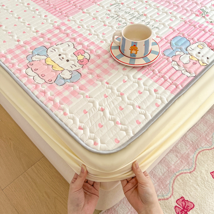 91家纺网 家纺一手货源 找家纺 （总）柒月家居 2026新款小清新床笠款乳胶凉席床笠