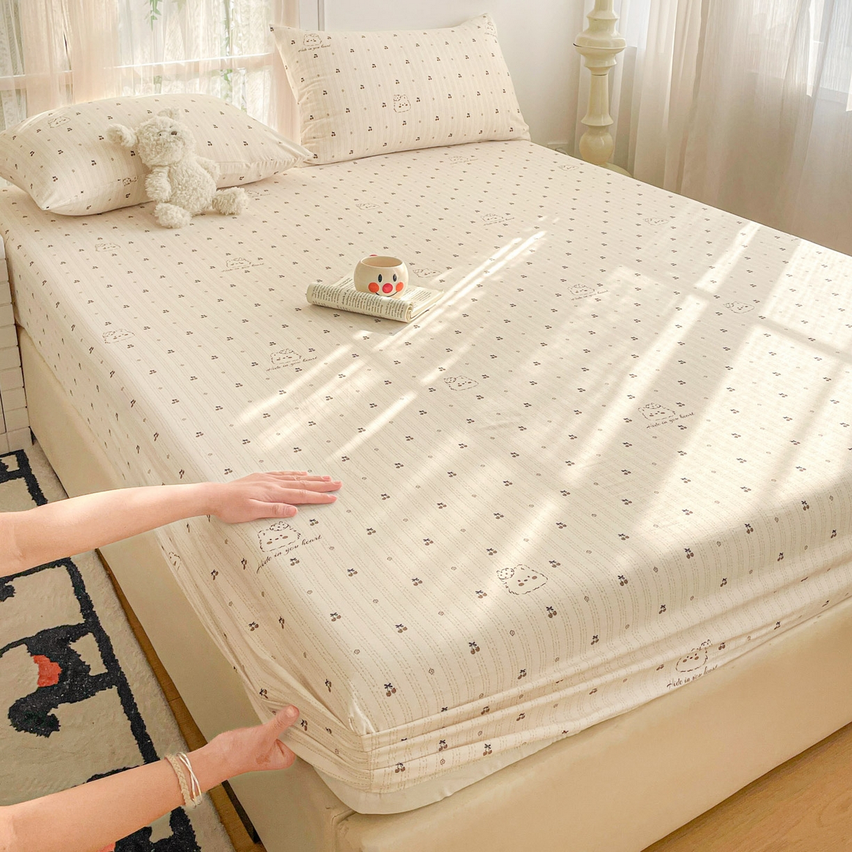 91家纺网 家纺一手货源 找家纺 纽缦家纺 2026新款A类水洗棉学生床笠系列 心藏软猫