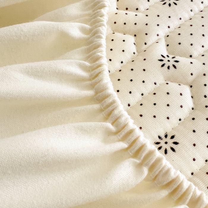 91家纺网 家纺一手货源 找家纺 柒月家居 2026新款小清新床笠款乳胶凉席床笠 床笠-粉格凯蒂