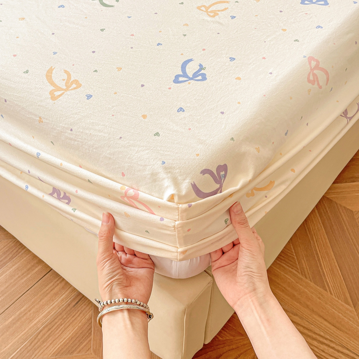 91家纺网 家纺一手货源 找家纺 纽缦家纺 2026新款A类水洗棉学生床笠系列 星梦蝶结