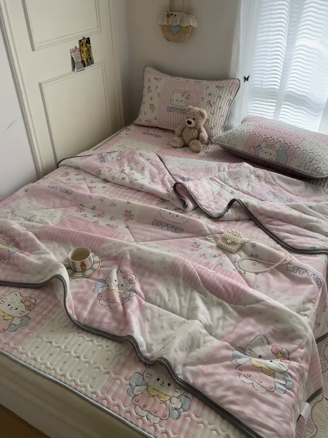 91家纺网 家纺一手货源 找家纺 柒月家居 2026新款小清新床笠款乳胶凉席床笠 床笠-粉格凯蒂