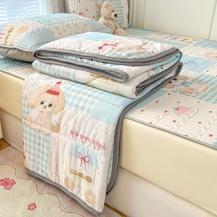 91家纺网 家纺一手货源 找家纺 柒月家居 2026新款小清新床笠款乳胶凉席床笠 床笠-蓝块汪仔