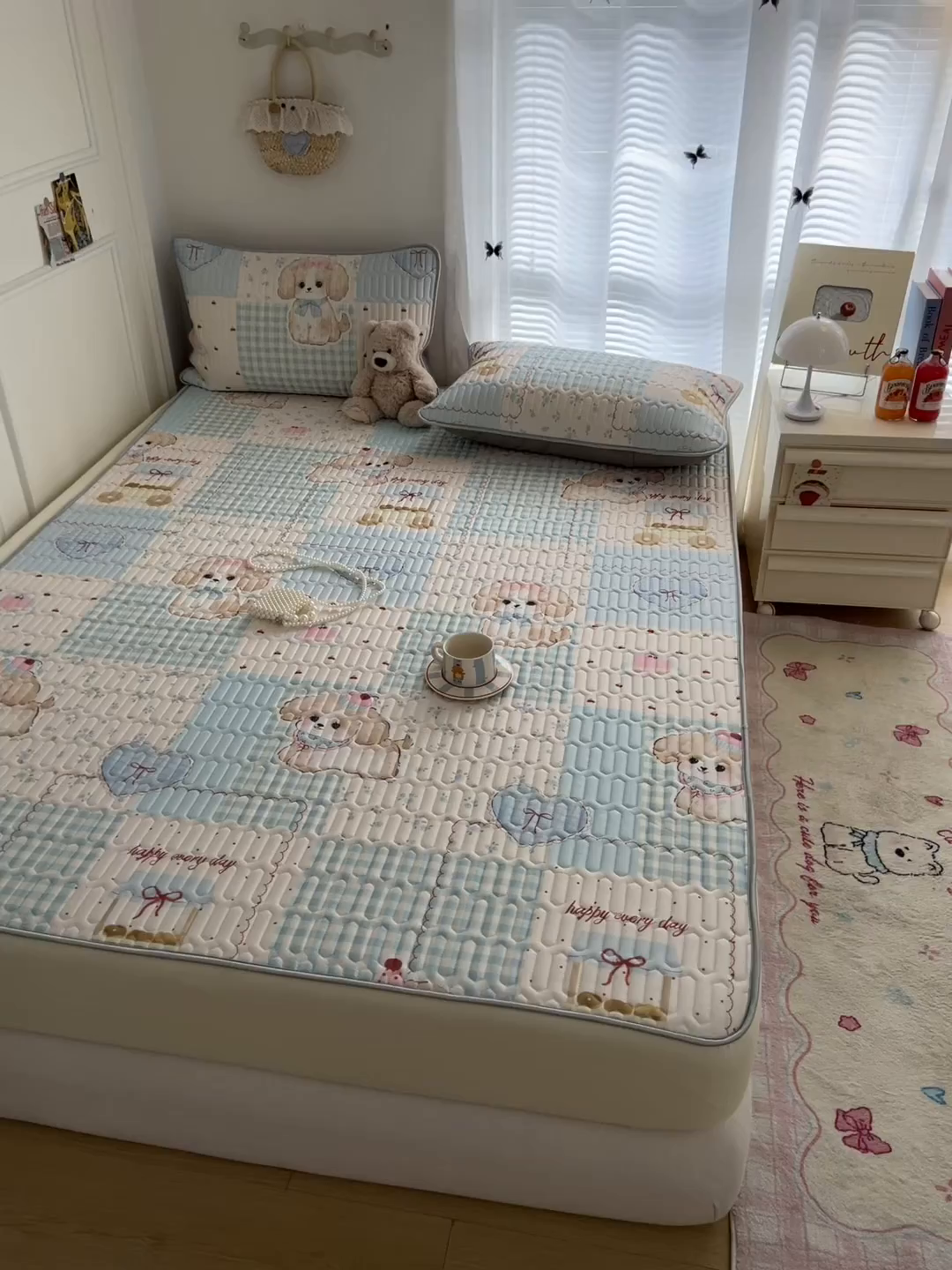 91家纺网 家纺一手货源 找家纺 柒月家居 2026新款小清新床笠款乳胶凉席床笠 床笠-蓝块汪仔