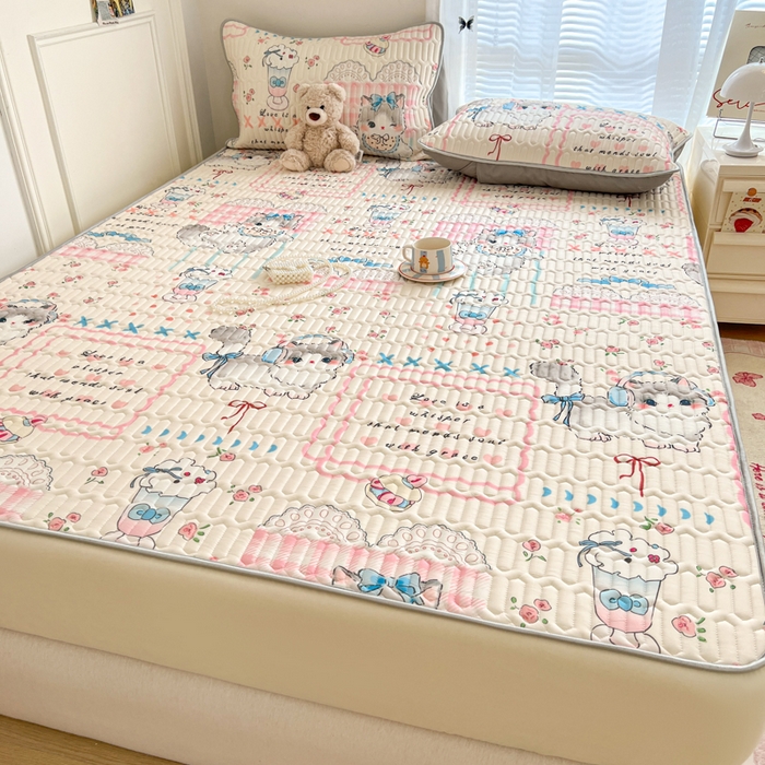 91家纺网 家纺一手货源 找家纺 柒月家居 2026新款小清新床笠款乳胶凉席床笠 床笠-奶盖猫咪