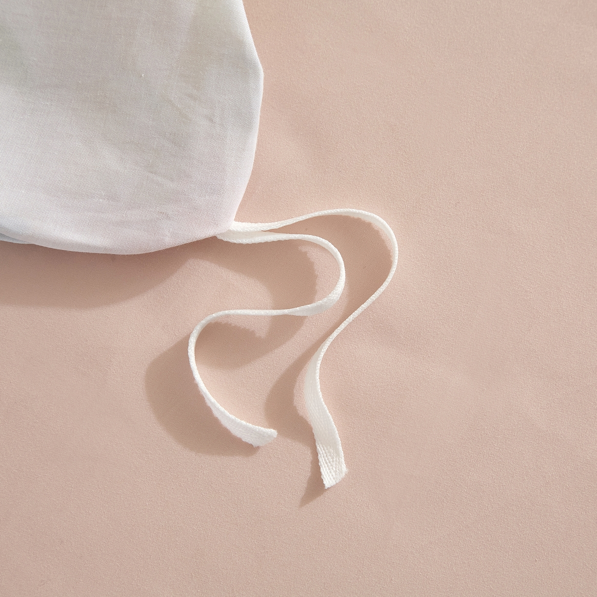 91家纺网 家纺一手货源 找家纺 锦彩家居 2026新款全棉纯棉印花60支贡缎新疆长绒棉四件套-山月记系列 风禾