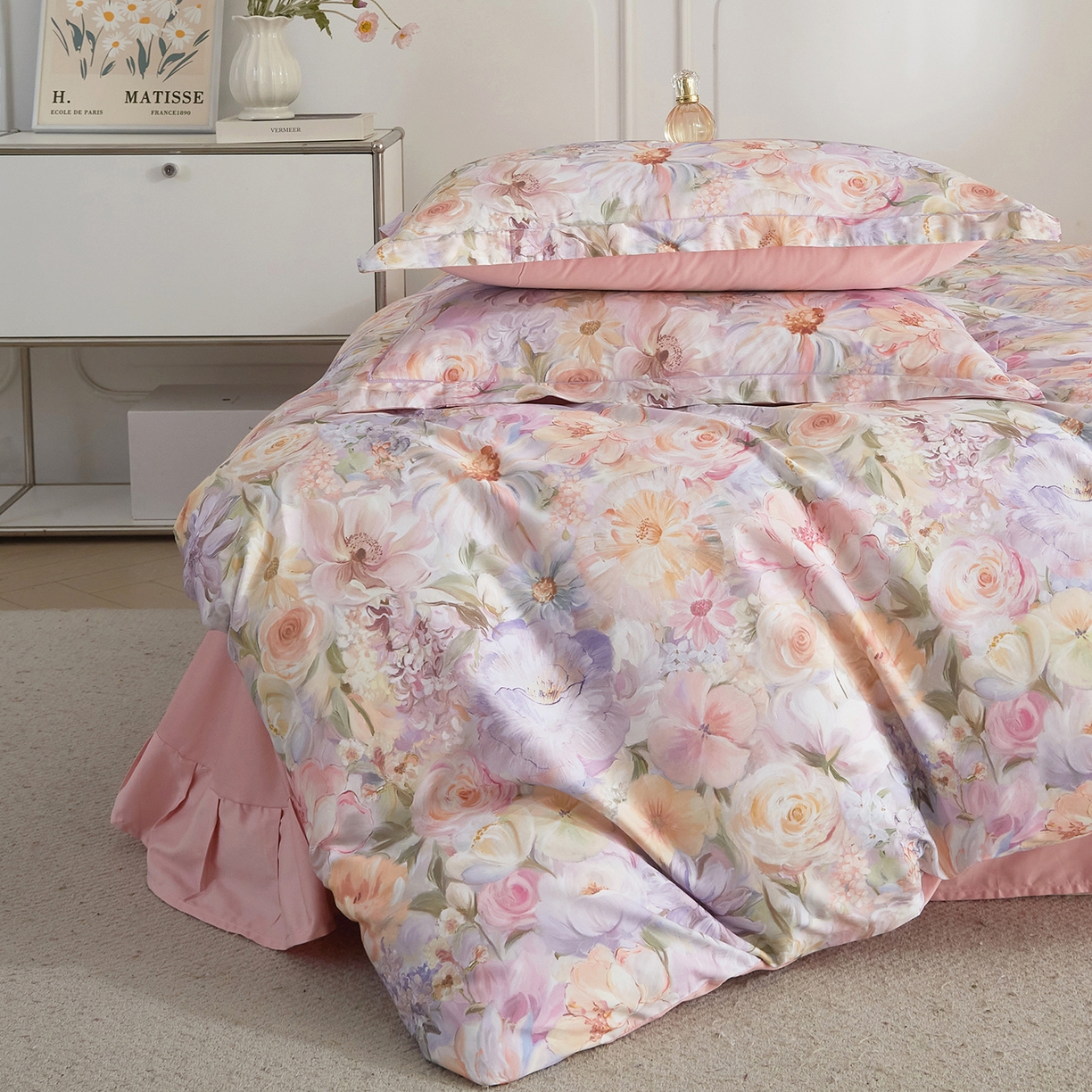 91家纺网 家纺一手货源 找家纺 锦彩家居 2026新款全棉纯棉印花60支贡缎新疆长绒棉四件套-山月记系列 浅春