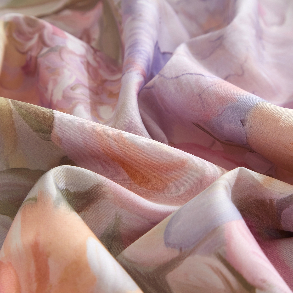 91家纺网 家纺一手货源 找家纺 锦彩家居 2026新款全棉纯棉印花60支贡缎新疆长绒棉四件套-山月记系列 浅春