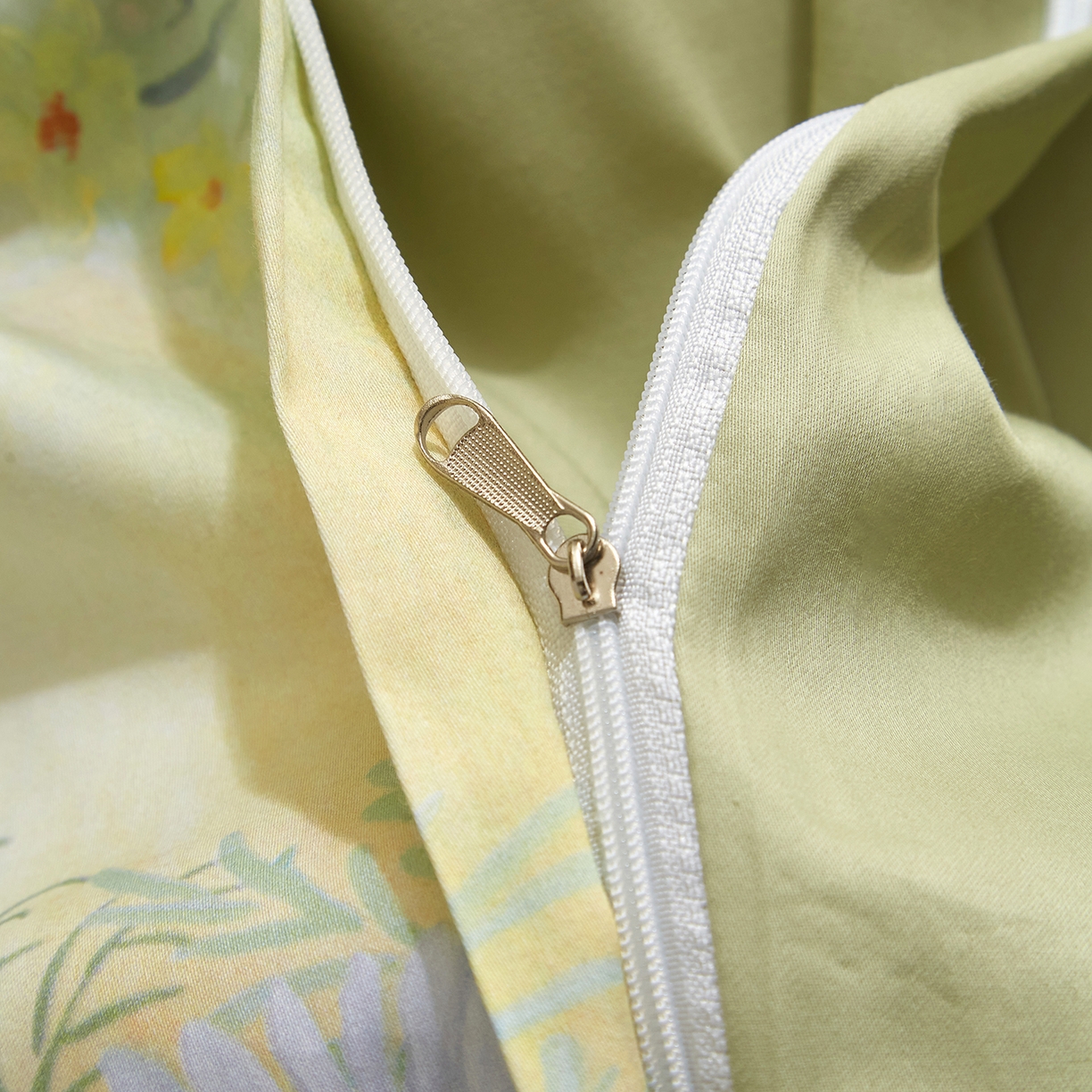 91家纺网 家纺一手货源 找家纺 锦彩家居 2026新款全棉纯棉印花60支贡缎新疆长绒棉四件套-山月记系列 青苒