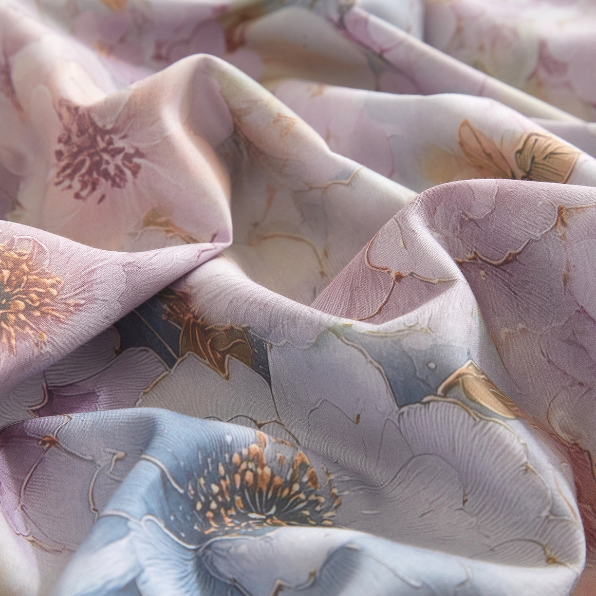 91家纺网 家纺一手货源 找家纺 锦彩家居 2026新款全棉纯棉印花60支贡缎新疆长绒棉四件套-山月记系列 晚芳