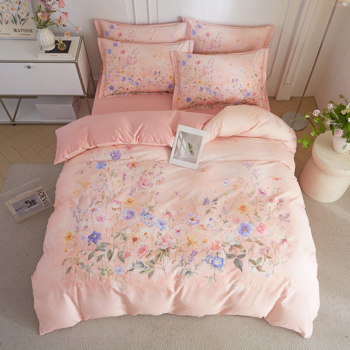 91家纺网 家纺一手货源 找家纺 锦彩家居 2026新款全棉纯棉印花60支贡缎新疆长绒棉四件套-山月记系列 烟柳粉