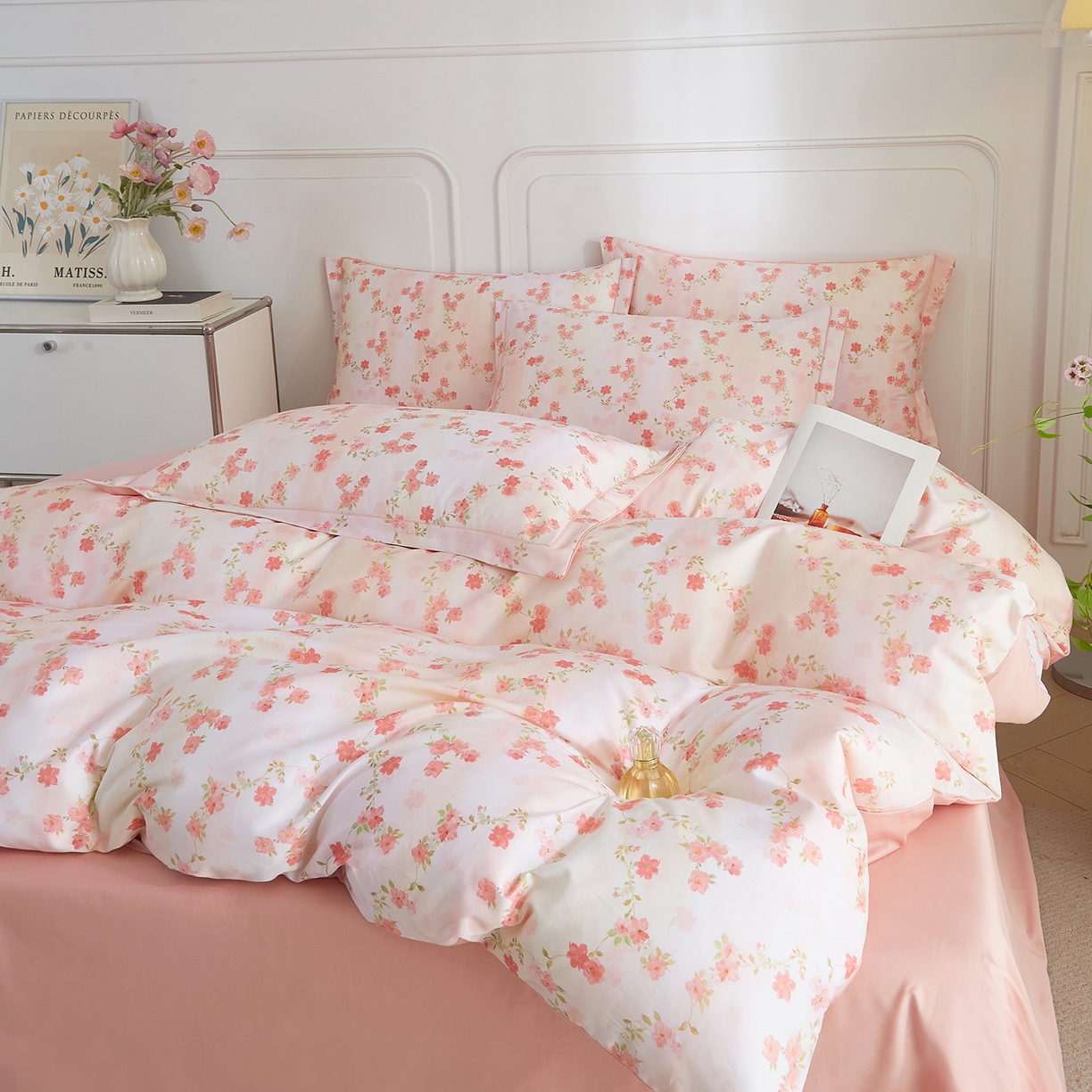 91家纺网 家纺一手货源 找家纺 锦彩家居 2026新款全棉纯棉印花60支贡缎新疆长绒棉四件套-山月记系列 樱落