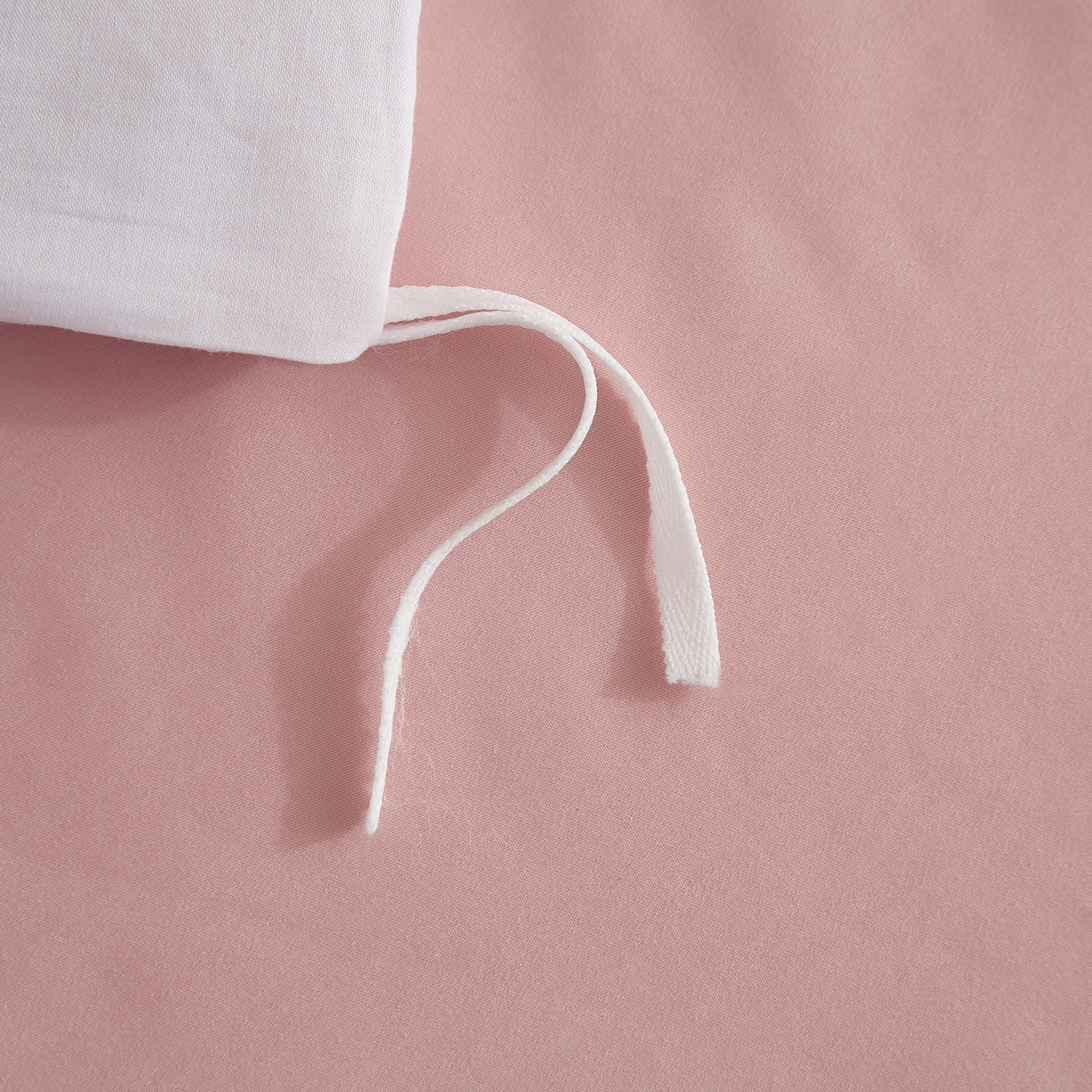 91家纺网 家纺一手货源 找家纺 锦彩家居 2026新款全棉纯棉印花60支贡缎新疆长绒棉四件套-山月记系列 樱落