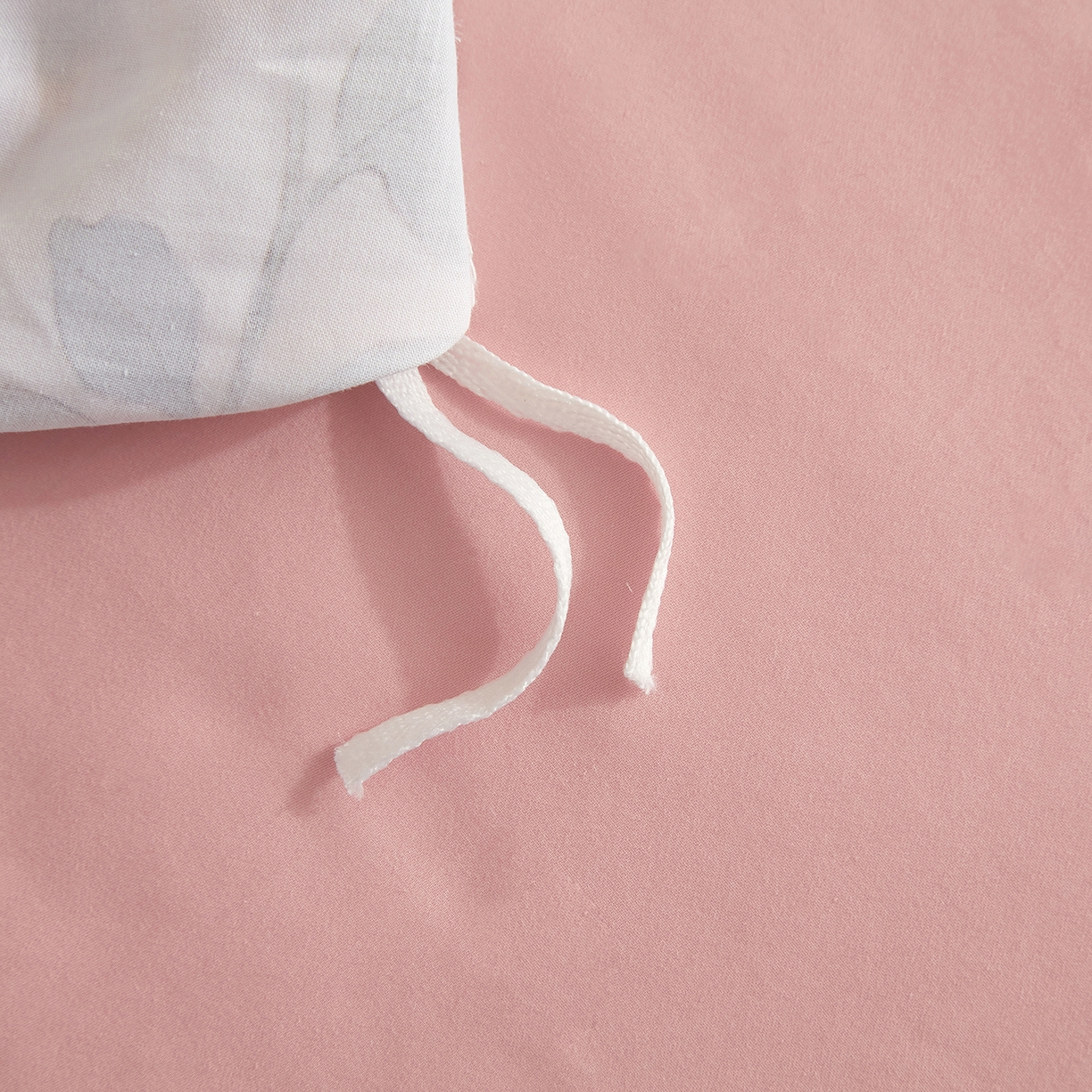 91家纺网 家纺一手货源 找家纺 锦彩家居 2026新款全棉纯棉印花60支贡缎新疆长绒棉四件套-山月记系列 云舒