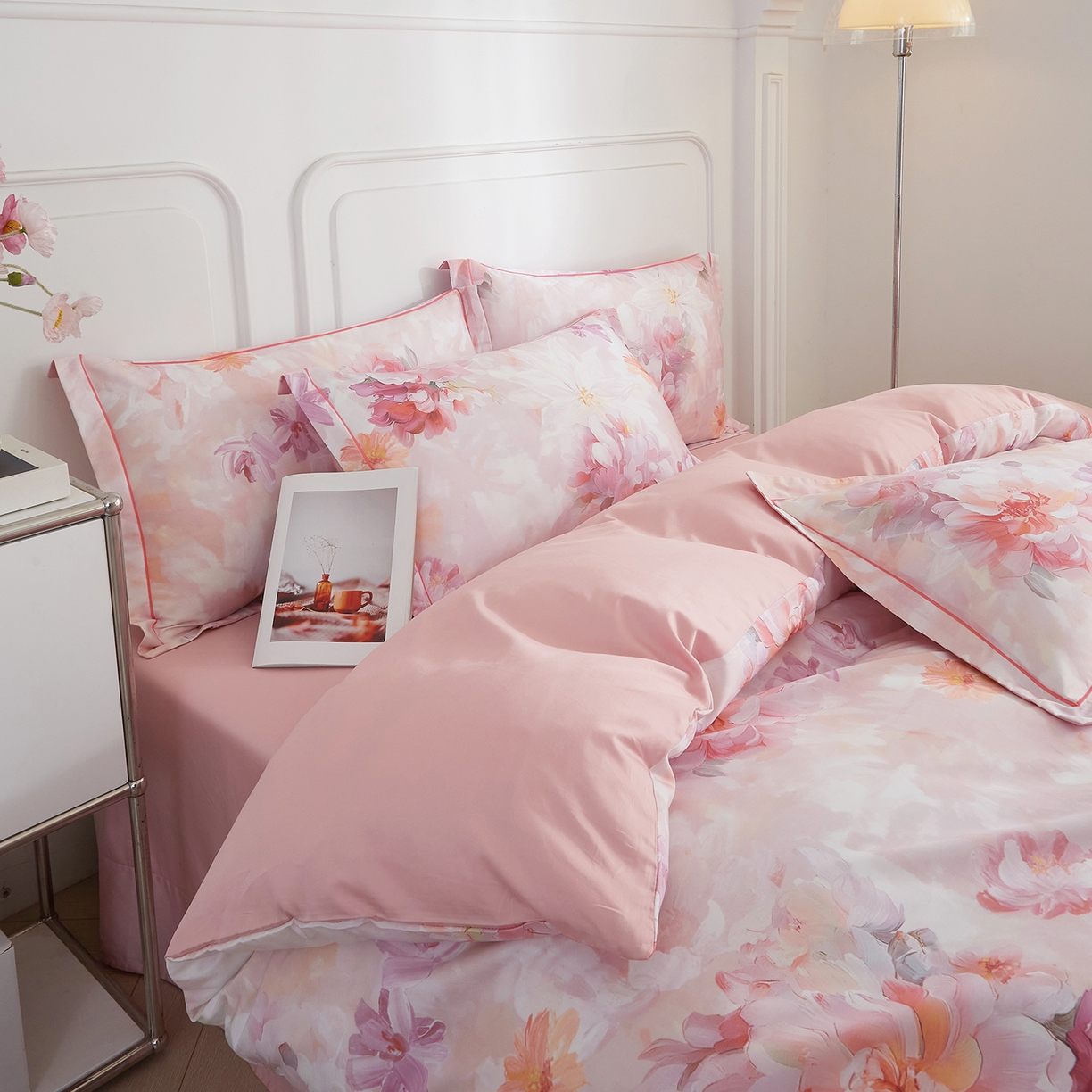 91家纺网 家纺一手货源 找家纺 锦彩家居 2026新款全棉纯棉印花60支贡缎新疆长绒棉四件套-山月记系列 芷春