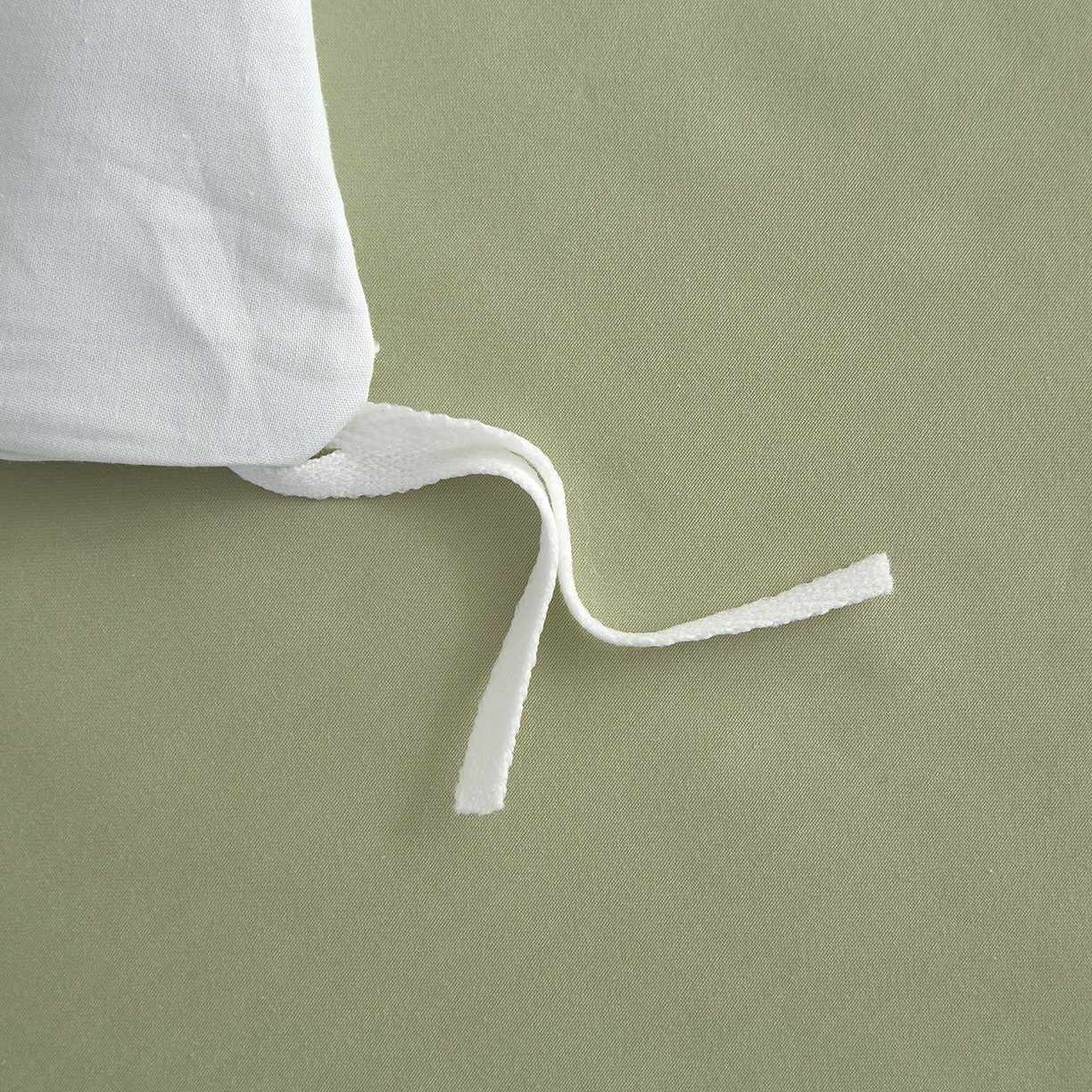 91家纺网 家纺一手货源 找家纺 锦彩家居 2026新款全棉纯棉印花60支贡缎新疆长绒棉四件套-山月记系列 烟柳绿