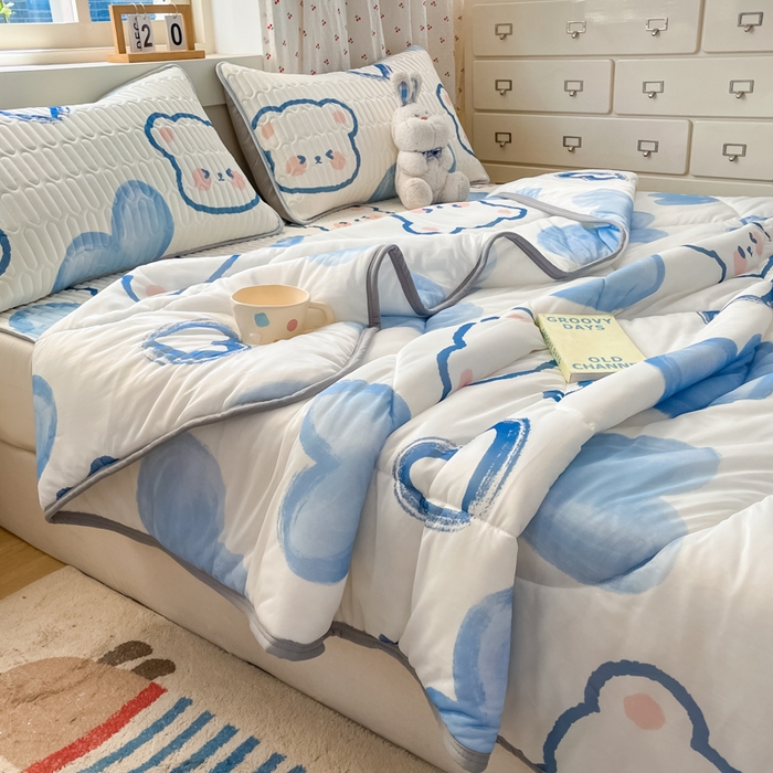 91家纺网 家纺一手货源 找家纺 柒月家居 2026新款小清新床笠款乳胶凉席床笠夏被四件套 床笠-爱心小熊