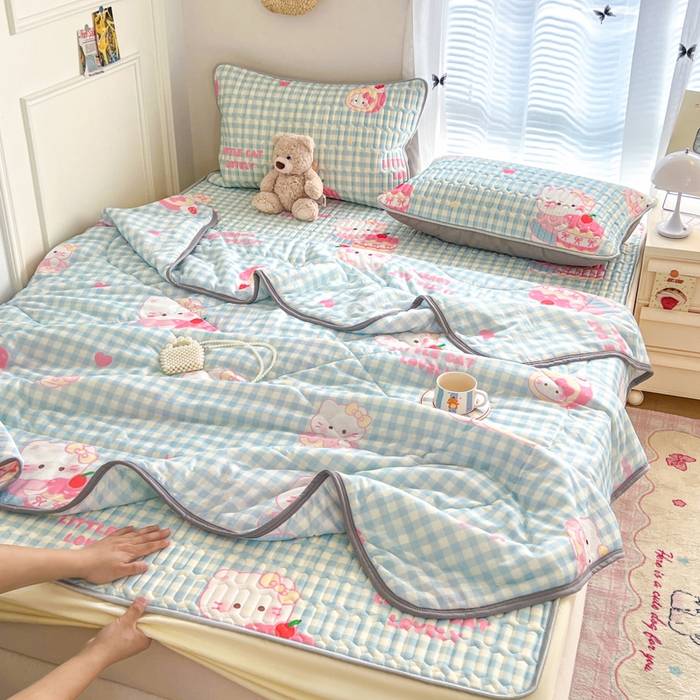 91家纺网 家纺一手货源 找家纺 柒月家居 2026新款小清新床笠款乳胶凉席床笠夏被四件套 床笠-蓝格甜猫