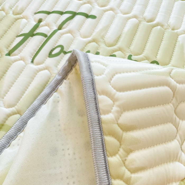 91家纺网 家纺一手货源 找家纺 柒月家居 2026新款小清新床笠款乳胶凉席床笠夏被四件套 床笠-花季