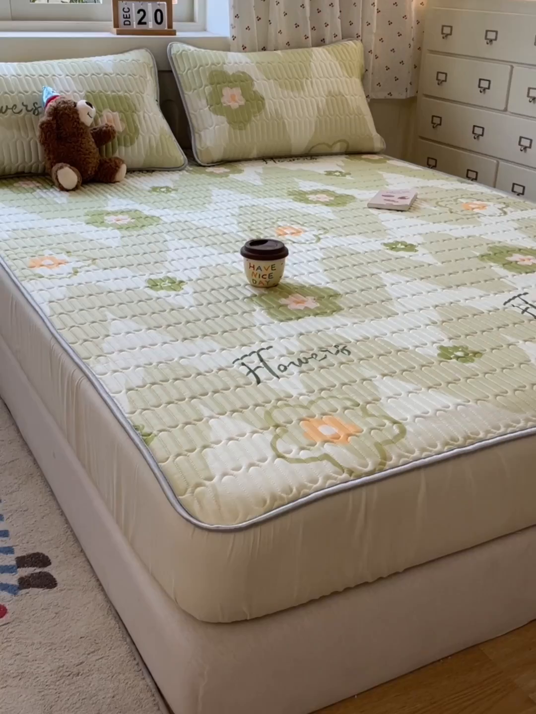 91家纺网 家纺一手货源 找家纺 柒月家居 2026新款小清新床笠款乳胶凉席床笠夏被四件套 床笠-花季