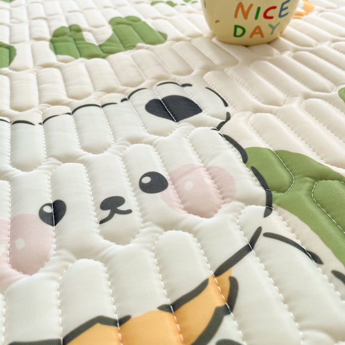 91家纺网 家纺一手货源 找家纺 柒月家居 2026新款小清新床笠款乳胶凉席床笠夏被四件套 床笠-字母小熊