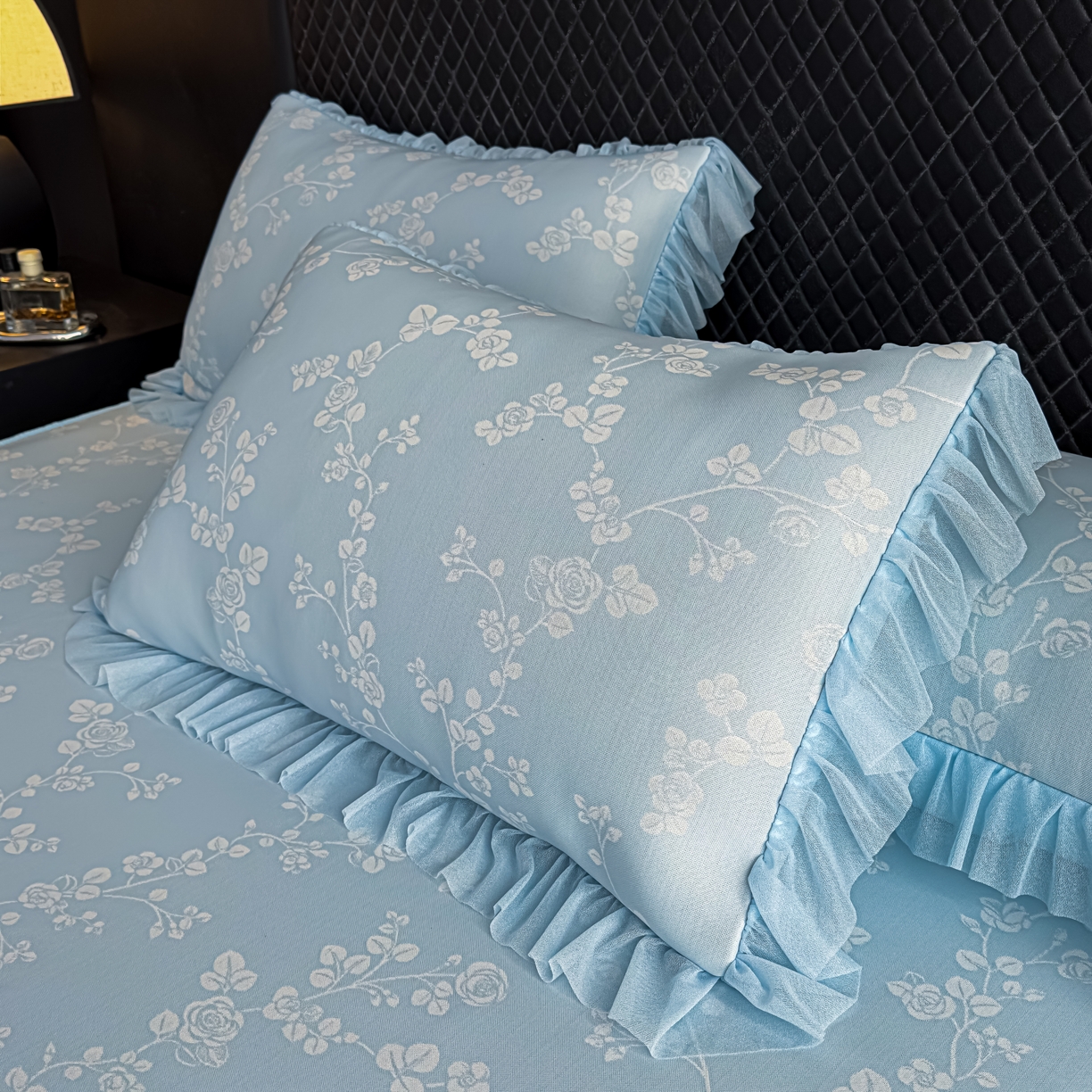 91家纺网 家纺一手货源 找家纺 家之硕 2026新款冰丝凉席枕套 蔷薇玫瑰--天蓝