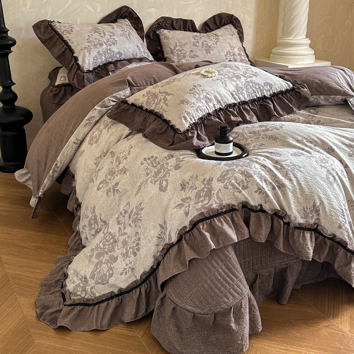 91家纺网 家纺一手货源 找家纺 （总）星光耀 2026新款高克重亚麻花边床盖四件套