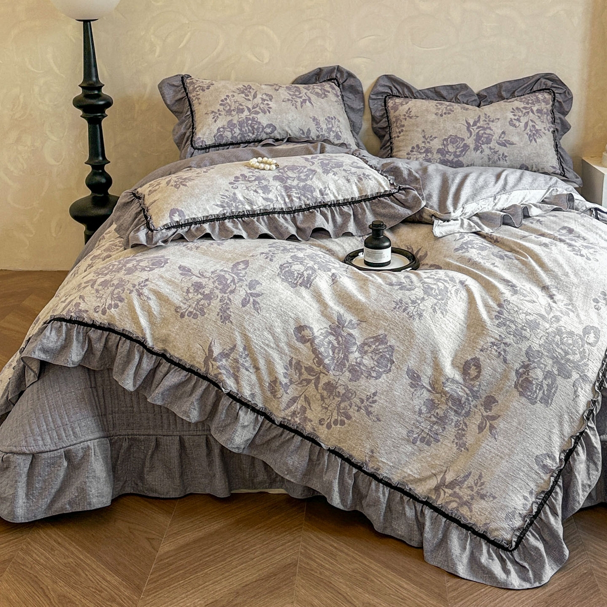 91家纺网 家纺一手货源 找家纺 （总）星光耀 2026新款高克重亚麻花边床盖四件套