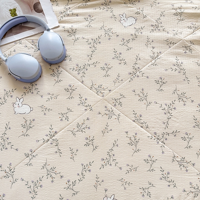 91家纺网 家纺一手货源 找家纺 美梦里 2026新款A类双层纱里外纯棉棉花夏被被子被芯 花丛兔